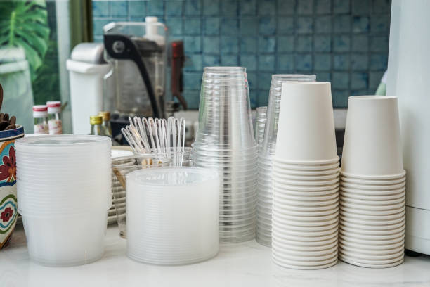 Restaurant and cafe cups