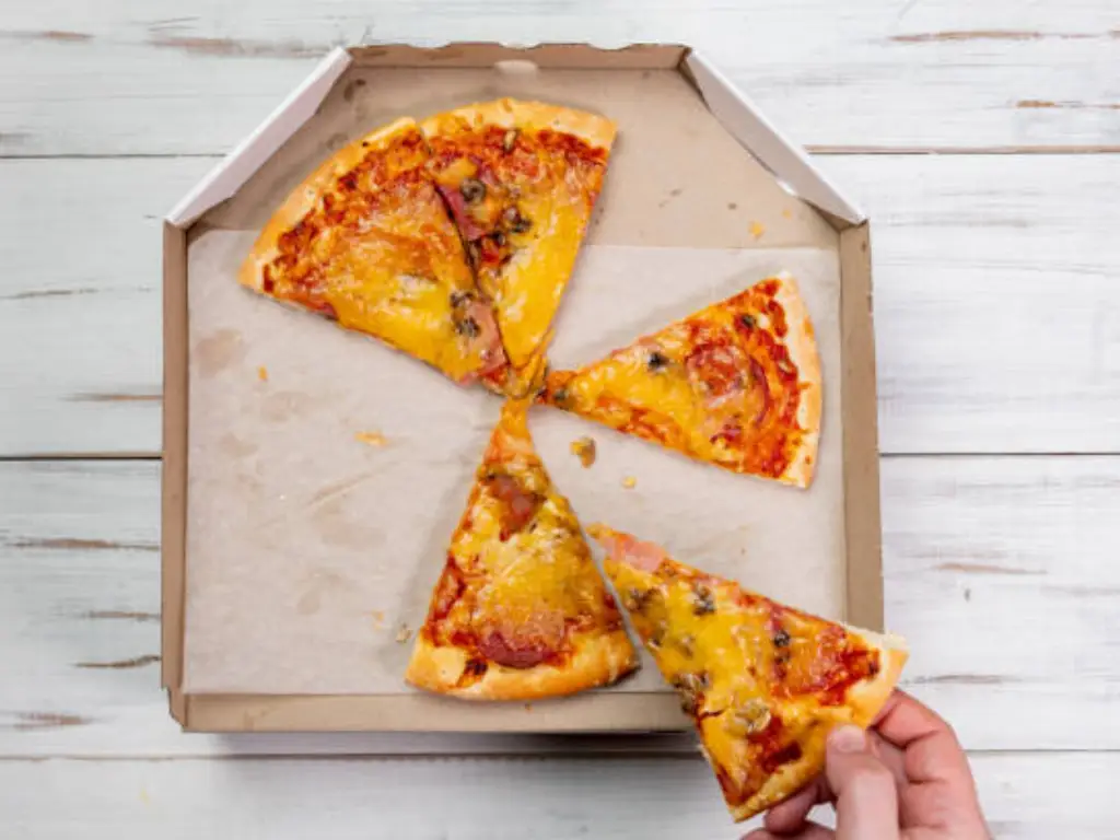 Caja de pizza (3)