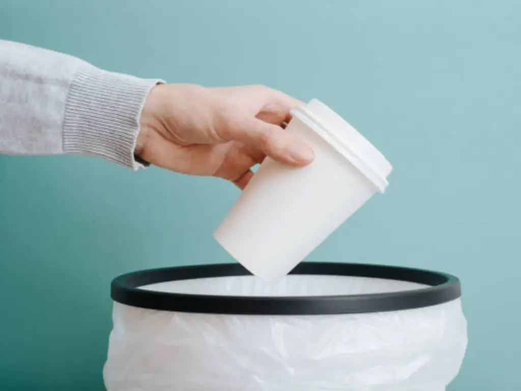 ¿son reciclables los vasos de papel?