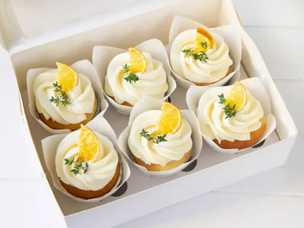 Pastry boxes-1